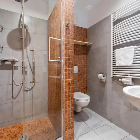 דירה Clarezia קפרון